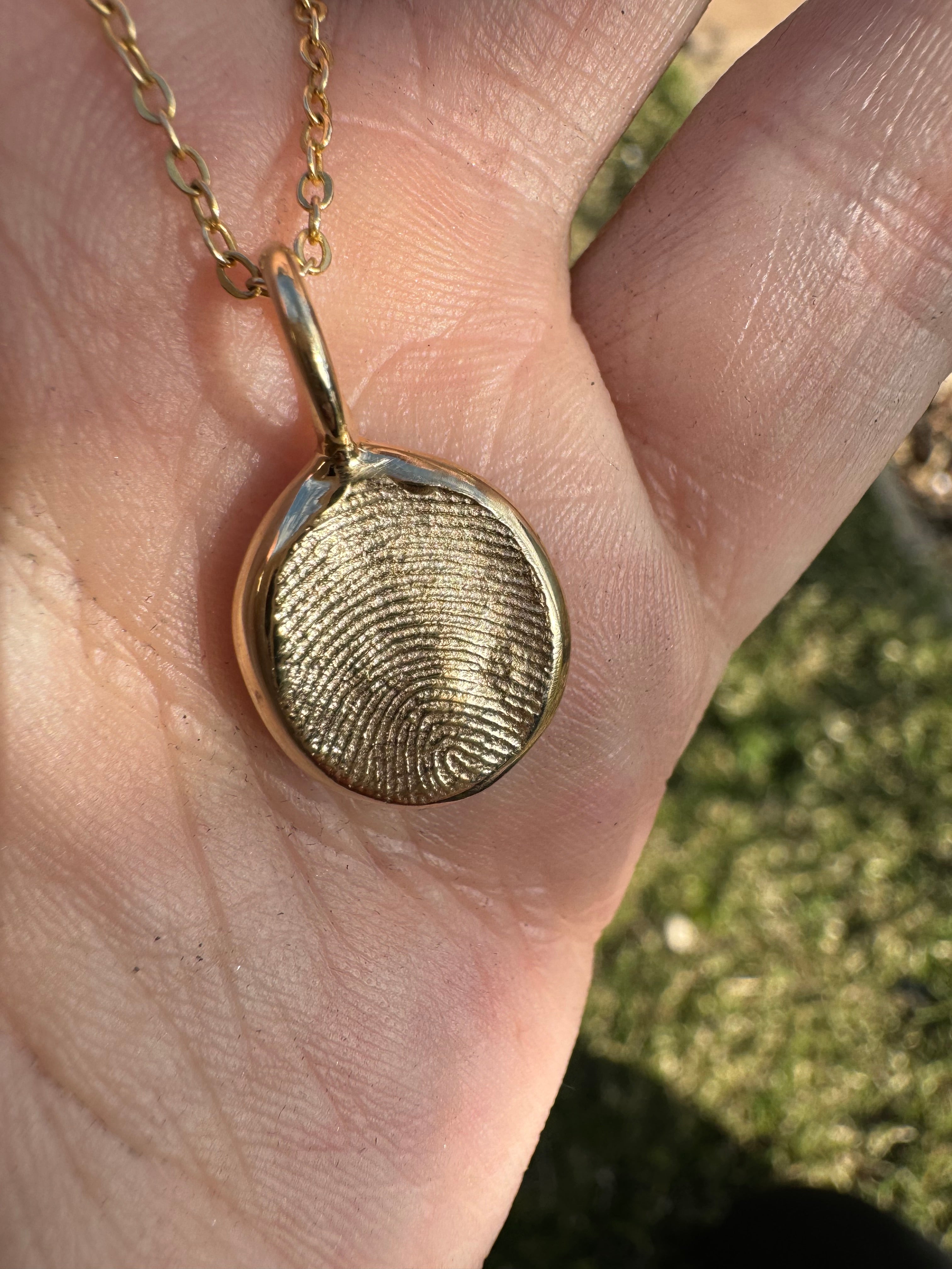 Fingerprint Pendant - 9ct Gold - Fingerprint Impression Kit + Necklace