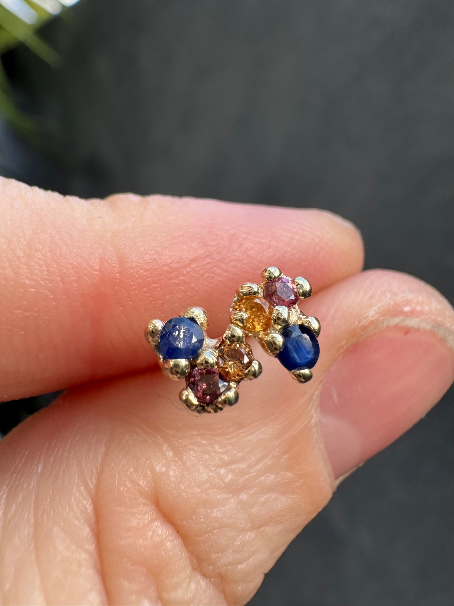 9ct yellow gold 3 stone studs