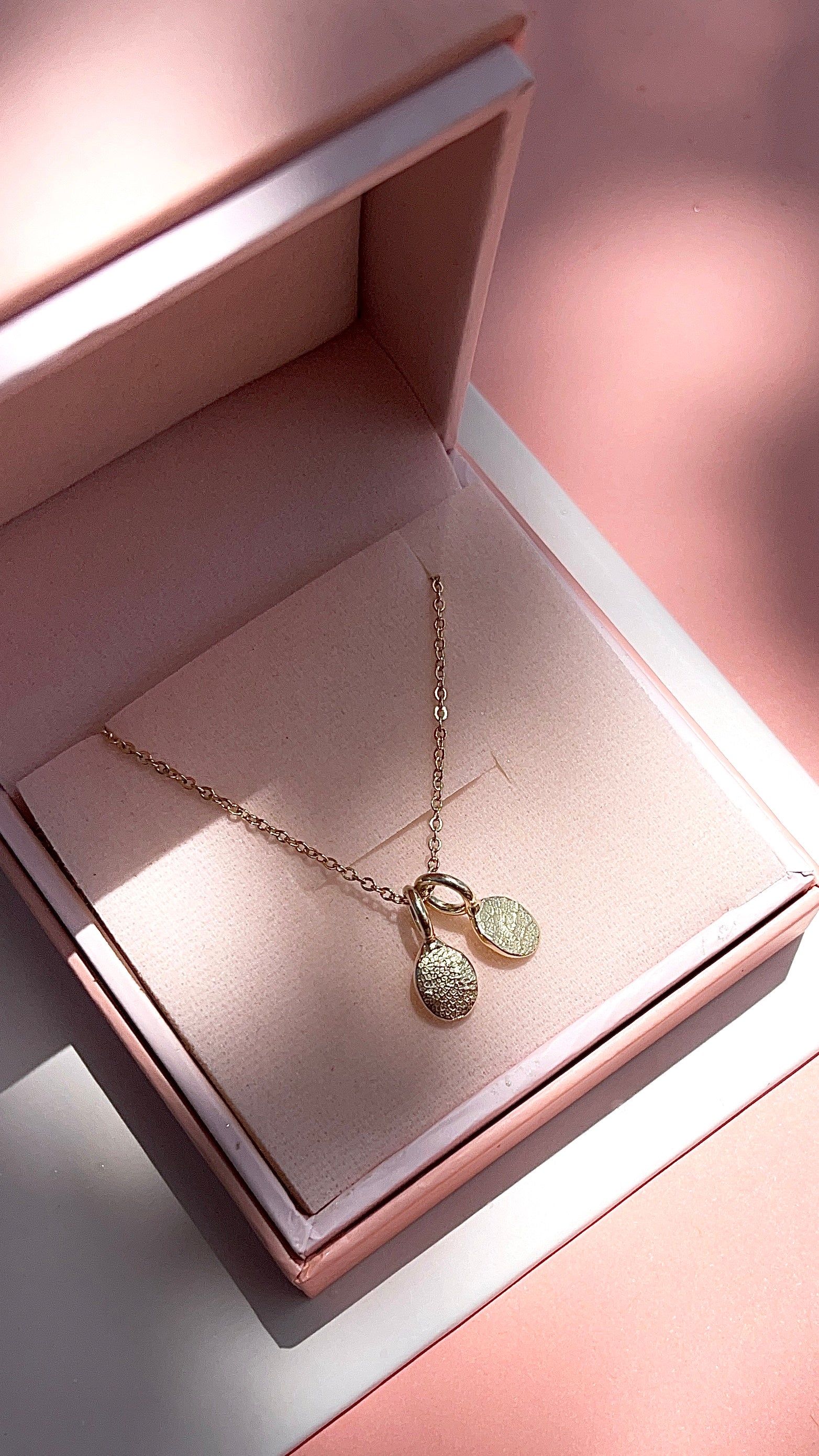 Oval or Circle Fingerprint Pendant - 9ct Gold - Fingerprint Impression Kit + Necklace