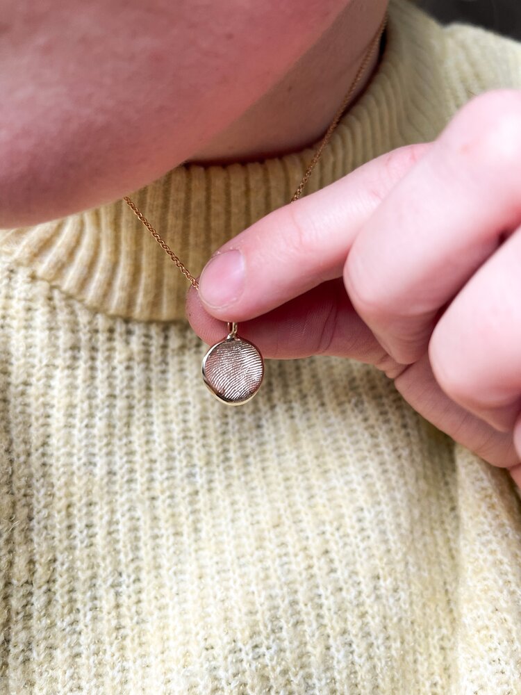 Fingerprint Pendant - 9ct Gold - Fingerprint Impression Kit + Necklace