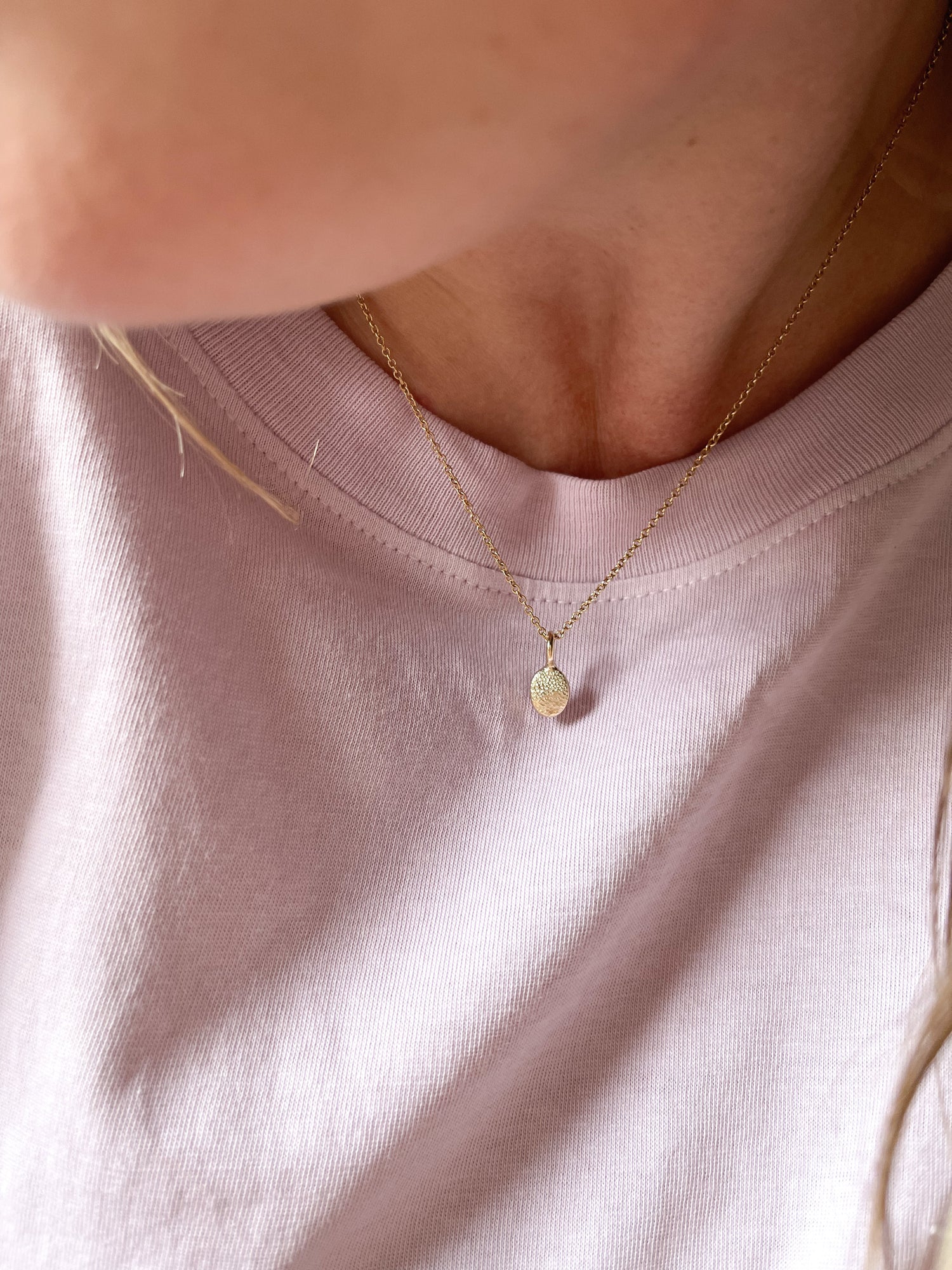 Oval or Circle Fingerprint Pendant 9ct Gold Fingerprint