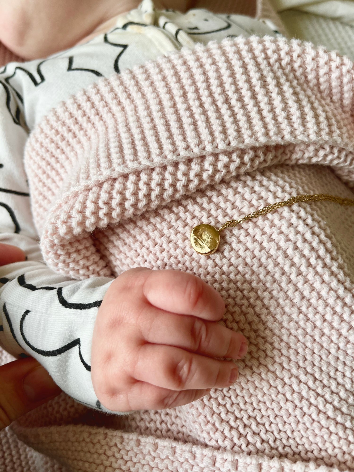 Infant Impression Pendant - 9ct Gold - Fingerprint Impression Kit + Necklace