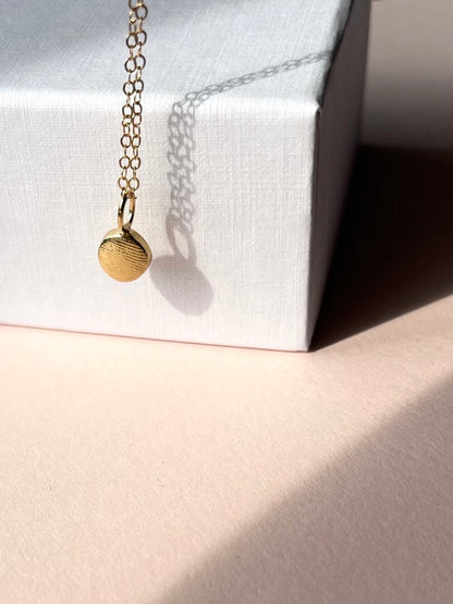 Oval or Circle Fingerprint Pendant - 9ct Gold - Fingerprint Impression Kit + Necklace